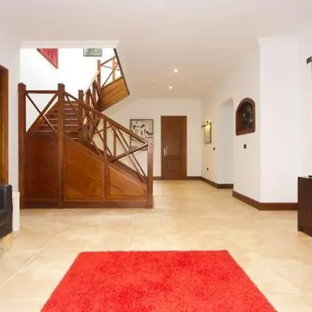 Sleeps 10 Pool Wifi Apartment Puerto Calero